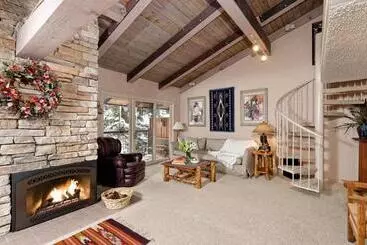 هتل The Crestwood Snowmass Village