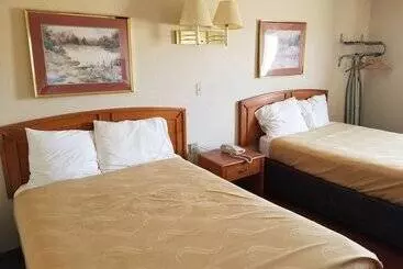모텔 Americas Stay Inn Leavenworth