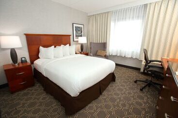 Doubletree By Hilton Hotel Boston Westborough