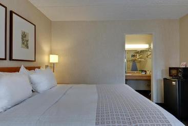 Otel Vagabond Inn Executive Old Town