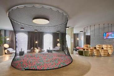 בית מלון כפרי Aminess Lišanj Family