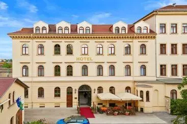هتل Bayerischer Hof Dresden