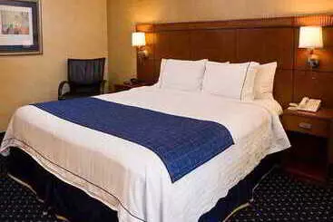 فندق Courtyard Sacramento Airport Natomas