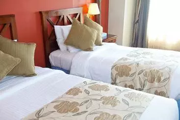 Hotel Treetops
