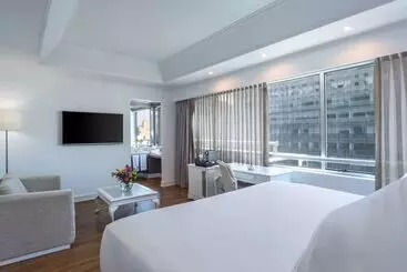 酒店 NH Collection Plaza Santiago