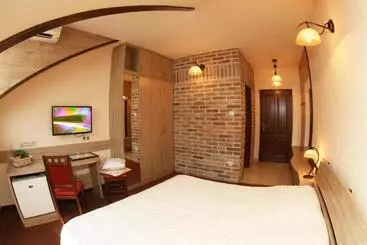 Hotel Família Vendégház