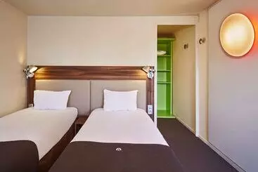 ホテル Campanile Melun Sénart