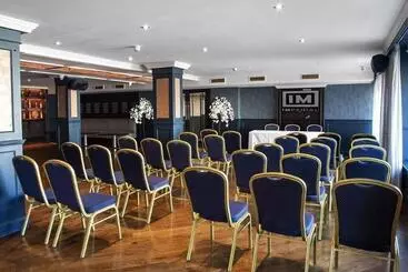 هتل Imperial Dundalk