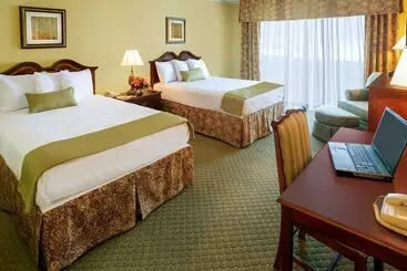 Clarion Hotel & Suites Convention Center Fredericksburg