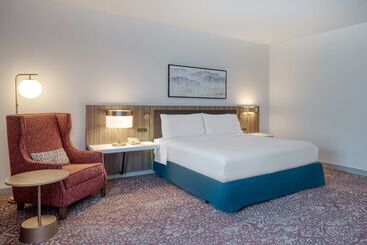 هتل Hilton Garden Inn Clarksburg Bridgeport