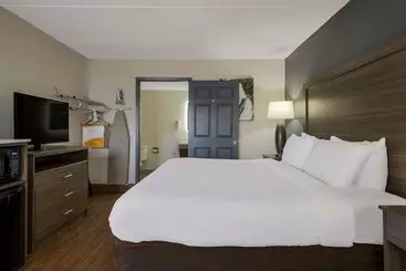 فندق Quality Inn Asheville Airport