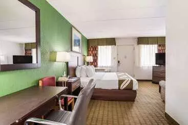 فندق Quality Inn Mount Vernon