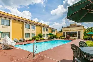 Отель Quality Inn West Of Asheville