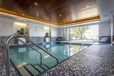 酒店 Qualicum Beach Inn