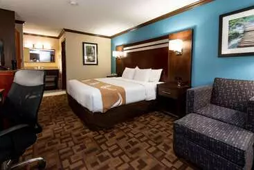호텔 Quality Inn & Suites Quakertown Allentown