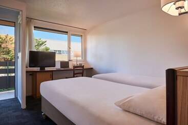 هتل Kyriad Direct Strasbourg Ouest  Zénith