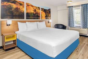 فندق Days Inn By Wyndham Spartanburg Waccamaw