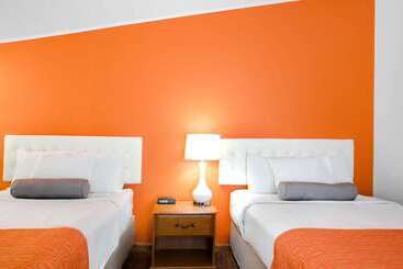 ホテル Howard Johnson By Wyndham Wilmington