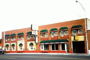 Отель Two Sunsets