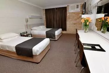 호텔 Burke And Wills Motor Inn