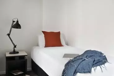 Punthill Apartment Hotel   Manhattan