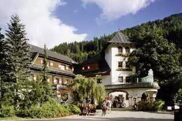 Hotelli Trattlerhof