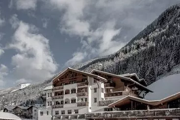 בית מלון כפרי Weisses Lamm