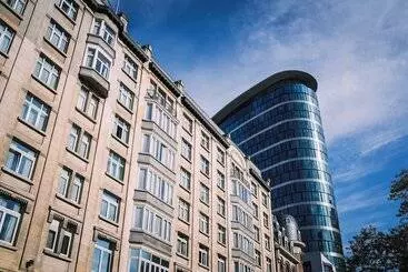 هتل Doubletree By Hilton Brussels City