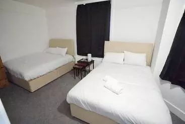 호텔 Gatwick Birchwood Lodge