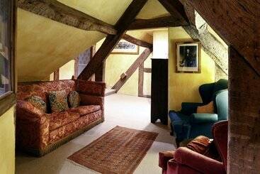 ホテル Telford Madeley Court