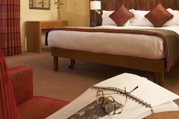 Delta Hotels By Marriott Milton Keynes