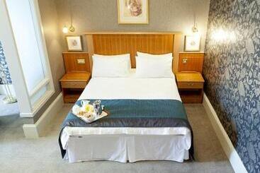 בית מלון כפרי Palace