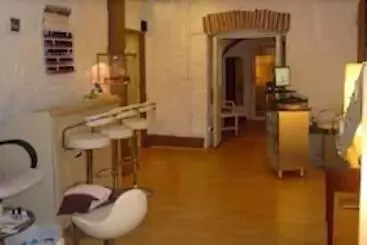 קוטג'' Peterstone Court Country House Restaurant & Spa