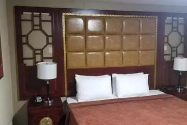 ホテル Baymont By Wyndham Montreal Airport