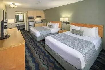 هتل Accent Inns Vancouver Airport