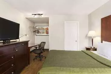 Hotel Thriftlodge Saskatoon