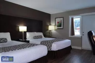 호텔 Travellers Inn