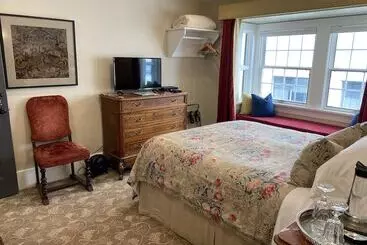 호텔 West End Guest House