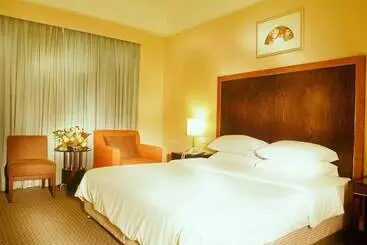 هتل Golden Coast Lawton