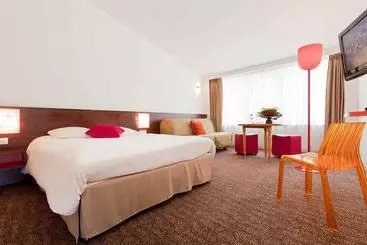 בית מלון כפרי All Seasons Macon Saint Albain La Salle