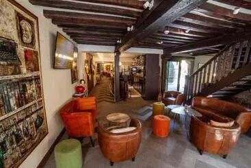 酒店 Logis Hôtel & Restaurant   Les Hauts De Montreuil