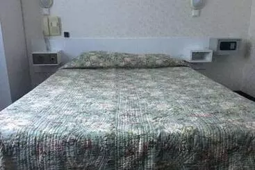 Green Park Hotel Paris