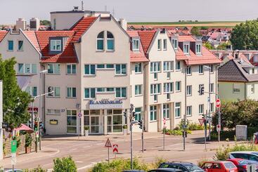 Plaza Hotel Blankenburg Ditzingen, Sure Hotel Collection