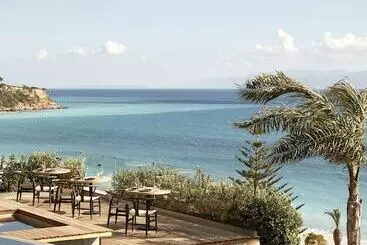هتل F Zeen Kefalonia