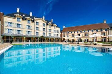 מלון דירות Staycity Paris Marne La Vallée