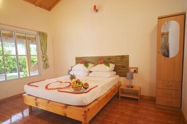 Пансион Thoddoo Beach View By Vista