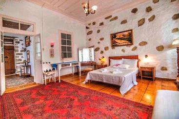 בית מלון כפרי Afet Hanim Konagi