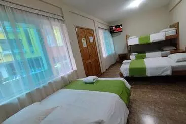 هتل Meraki