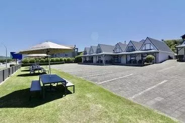 فندق Gables Lakefront Resort