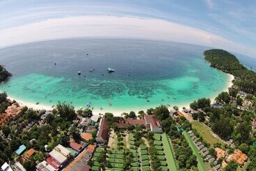 酒店 Varin Beach Resort